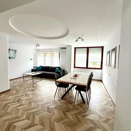 Апартаменты Draganovi 8a *